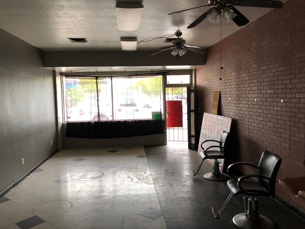 Retail Space Available on SWC of Clinton/Cedar in Fresno, CA: 4122 E Clinton Avenue, Fresno, CA 93703